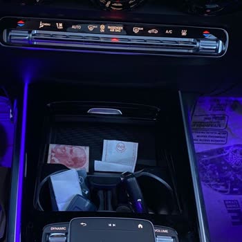 Mengerler Mercedes EQB250+ Yanmayan Ambiyans Işığı