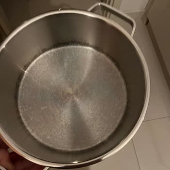 Emsan Mutfak Çeyiz Setindeki Tencere Kararması Sorunu