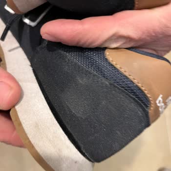 New Balance Yeni Ayakkabıda Taban Açılması Ve İlgisiz Müşteri Hizmetleri