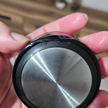 Vaeske Termos Yamulmuş Kapak!