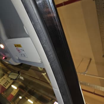 Arabayı Yıkamadan Parayı Almaya Çalışan Çalışan Disiplinsiz Autowax