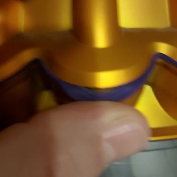 Dyson V15 Mor Kauçuk Deformasyonu