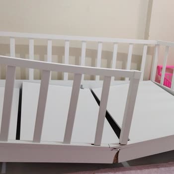 Çilek Mobilya Parçalanan Montessori Yatak