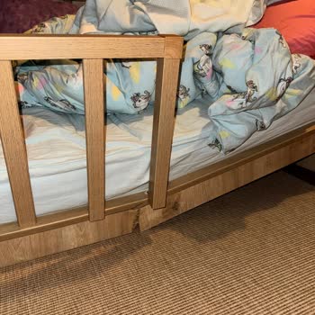 Çilek Mobilya Parçalanan Montessori Yatak