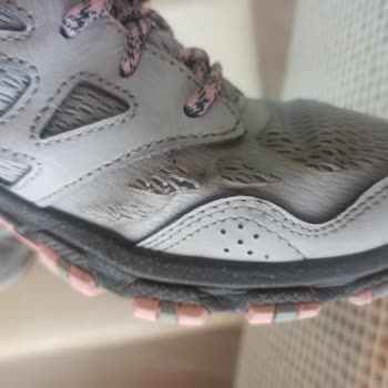 In Street Skechers Ayakkabının İki Ayda Yırtılması