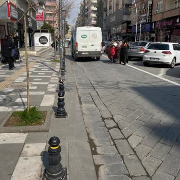 Küfür Bayana Hakaret Sütaş Aracı Üstüme Sürdü