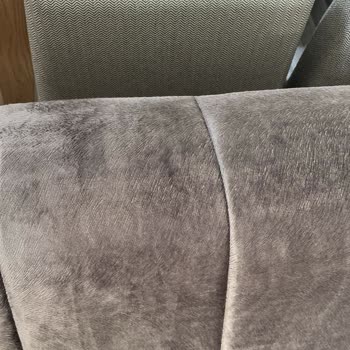 Enza Home Enza Salon Takim Bütünlüğünü Dikkate Almıyor