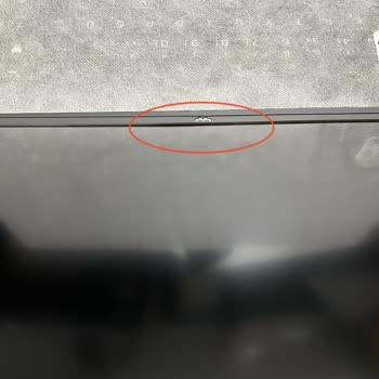 Acer, Üretim Hatasını Müşteriye Zorla Tasarım Diye Dayatıyor