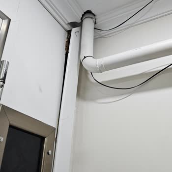 TurkNet Apartmana Zarar Verdi