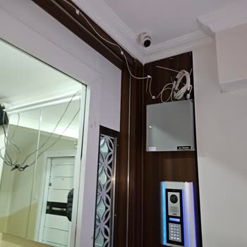 TurkNet Apartmana Zarar Verdi