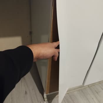 Electrolux Servisinin Mutfak Dolabıma Zarar Vermesi Ve Kabul Etmemesi