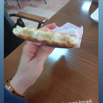 Eskişehir Osmangazi Üniversitesi Hastanesi Hastane Kafesinde Hüsran: Tatsız Tost Ve Nakit Sorunu