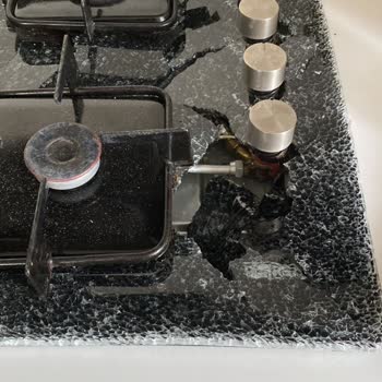 Ukinox Cam Ocak Patlaması