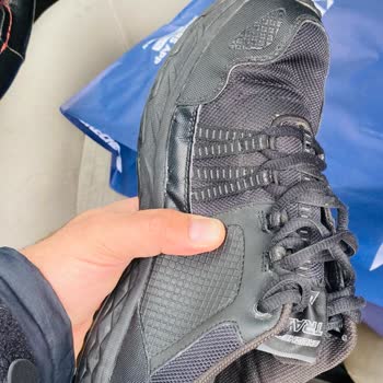 Skechers 2ayda Az Kullanımla Yırtılan Ayakkabı
