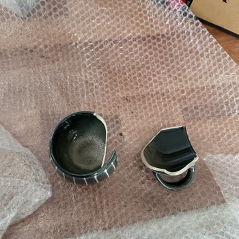Madame Coco Özensiz Kargolama Kırık Bardak