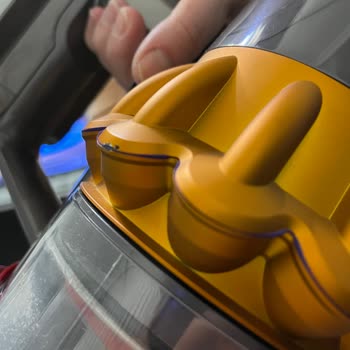 Dyson V15 LCD Ekran Arızası