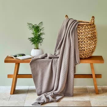 MNG Kargo 1 Ay Arayla Ürünü Aktarma Merkezinde Tekrar Kayıp Etti!