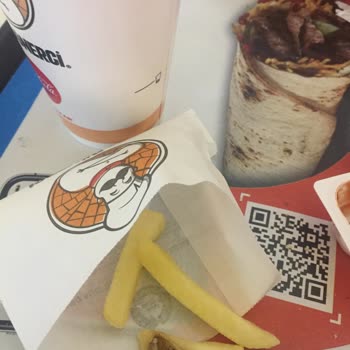 Usta Dönerci, Saygısız Üslup Ve Kötü Menü