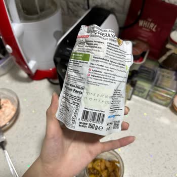 Yayla Bakliyat Maş Fasulyesi İçinden Tüylü Sert Cisim Çıkması