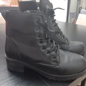 FLO Ayakkabı FLO Gönderdiği Ayakkabı Modelleri Farklı