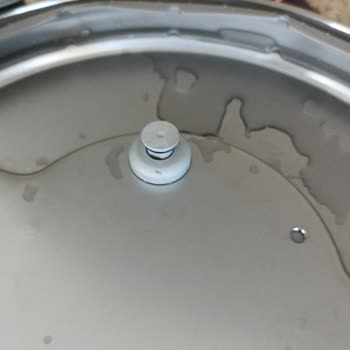 Karaca Züccaciye Karaca Düdüklü Pişmanlık