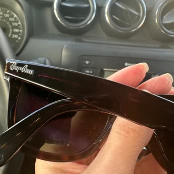 Atasun Çizik Gözlük Göndermiş