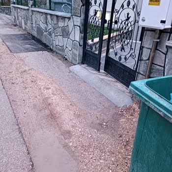 UEDAŞ Kazdığı Yeri Düzeltmiyor