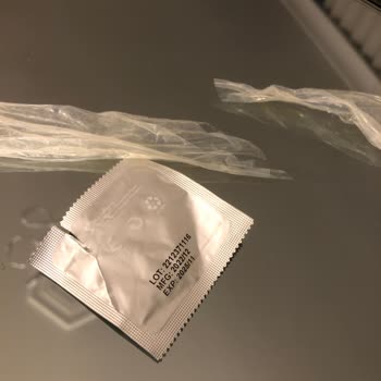 Okey Zero Prezervatif Yırtıldı!