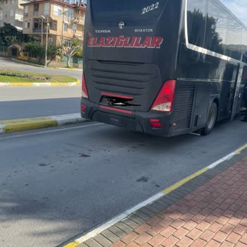 Öz Elazığlılar Turizm Konforlu Yolculuk Beklerken Hüsranla Sonlanan Gece