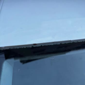 Volkswagen Golf Tavan Boya Atıyor