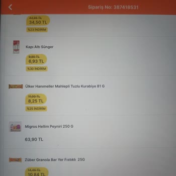 Migros Hellim Peyniri Küflü Çıktı