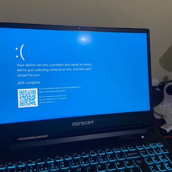 Monster Mavi Ekran Hatası Ve Isınma