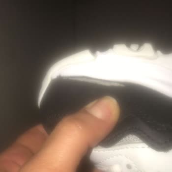 Bir Daha Asla Skechers