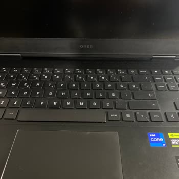 HP Omen 16 Laptop Ekran Gelmiyor