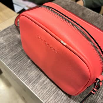Boyner Calvin Klein Çanta Kalitesizliği Ve Müşteri Memnuniyeti