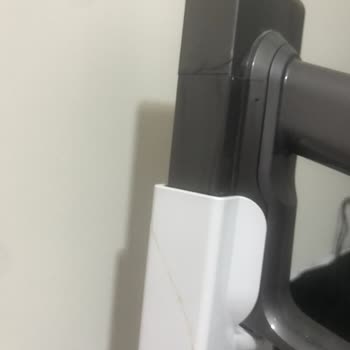 Dyson V15 Ayaklı Ünite Kalitesizliği