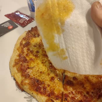 Pizza Hut Pizza Hit Personel İlgisizliği Ürün Kalitesi