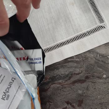 MNG Kargo Personeli Bana Ait Olan Kargoyu Almış!