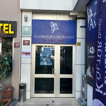 Amerikan Kültür Yabancı Dil Kursları Kayıt Sonrası Yaşanan İletişim Ve İade Sorunu