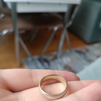 Atasay'dan Aldığımız Yüzüklerin Rengi Karardı Ve Mağduriyet Yaşıyoruz