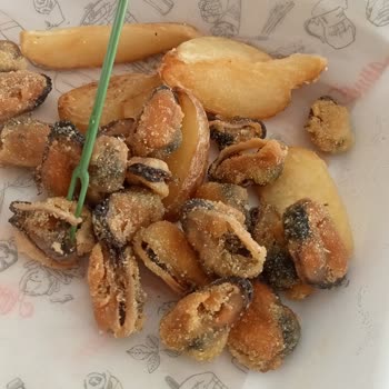 Hamsi Finger Midye Tavadan Kabuk Ve Kıl Çıktı