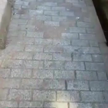 Bağcılar Belediyesi Kaldırım Taşları Çıkık Ve Yamuk Ayağımız Takılıyor Efendim