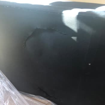 Defekte Möbel und mangelhafter Kundenservice bei Enza Home