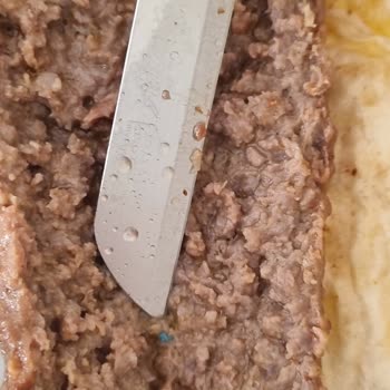 Migros'tan Aldığım Köfteden Plastikler Çıktı