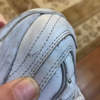 Skechers Ürünün Arkasında Durmuyor