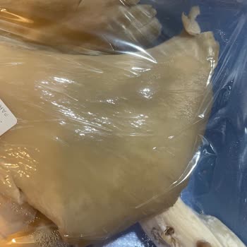 A101 Kapıda Küflü Bozuk Ürün Göndermesi