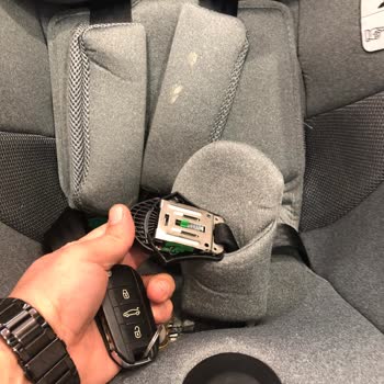 E-Bebek Marka Baby Plus Oto Koltuğu