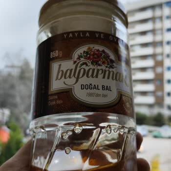Bal Bozulmayan Tek Gıda Olmasına Rağmen Balparmak Küflendi