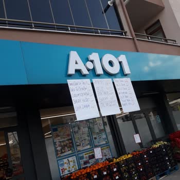 A101 Elemanın İşi Bilmemesi Ve Müşteri İle Sözlü Tartışmaya Girmesi