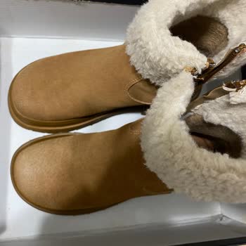 Boyner Mağazasından Aldığım Bot 1 Ay Olmadan Rengi Soldu.